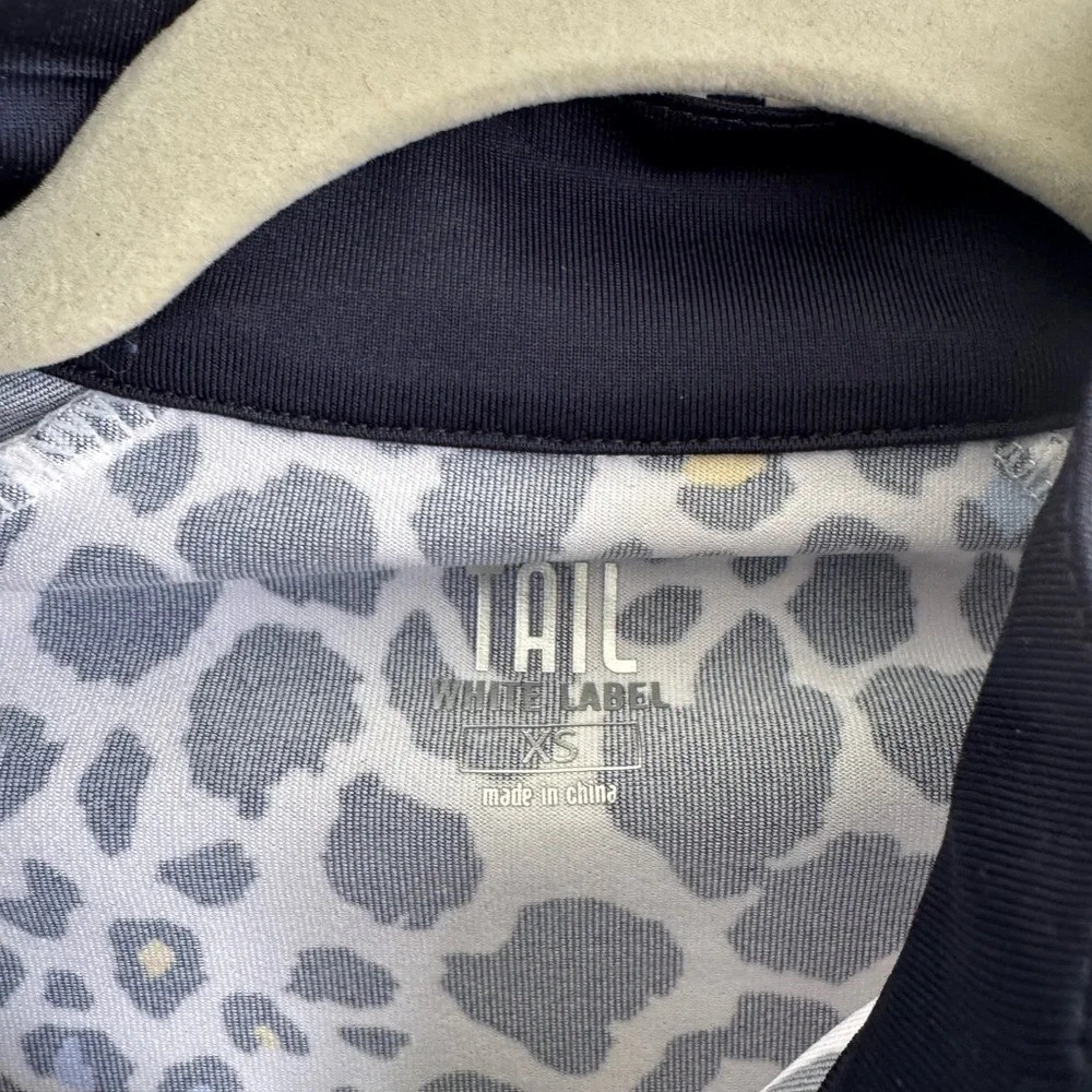 Tail Golf women’s 3/4 zip polo top size extra small - Picture 4 of 7